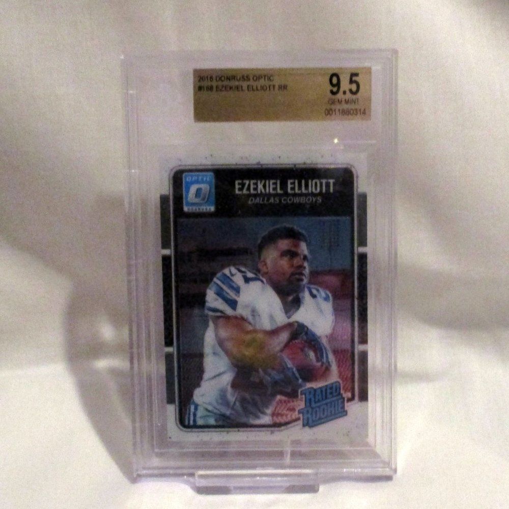 Ezekiel Elliott RC Optic BGS 9.5 Donruss #…